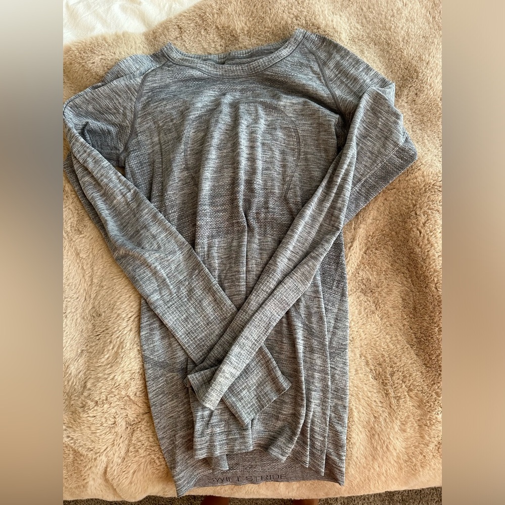 Lululemon Swiftly Tech Long Sleeve